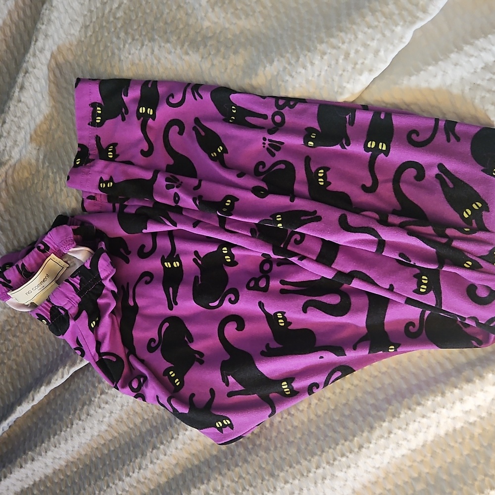 Purple Leggings with Black Cat Print
